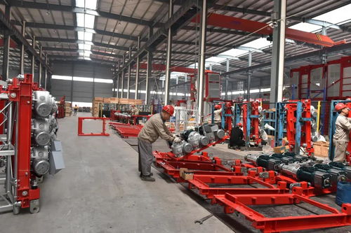 柳工与江汉建机强强联手，共筑全球建筑起重机械“中国名片”